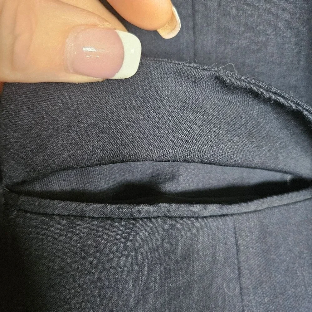 Talbots Navy Blue Wool Laine Blend Blazer Jacket - Size 14 - Career‎ Classic